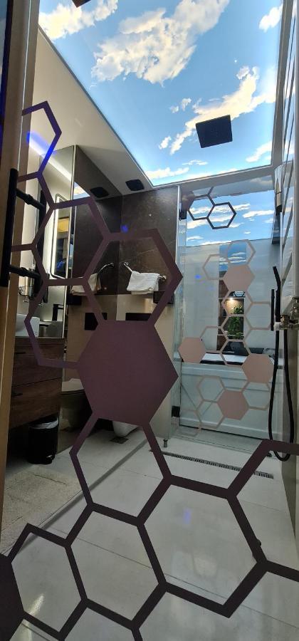 Design Apartment Platinium Spa Lux 5 Star "Havana" Completely Private Wellness & Spa Free Included Sauna & Jacuzzi & Salt Wall & Fire Place & 3D Ceilings & Business Wifi & Netflix & Keyless Code Entry & Full Smart App & Secure 2 Parking Place Ćuprija Exterior foto