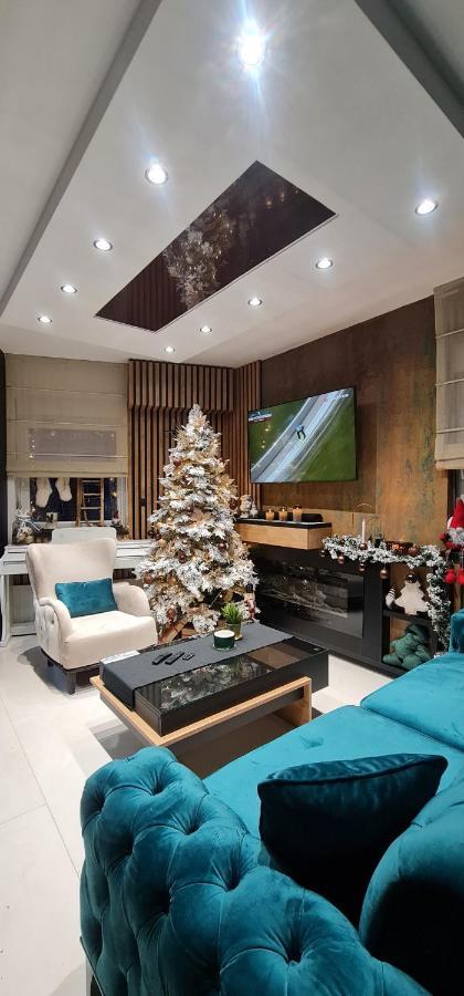 Design Apartment Platinium Spa Lux 5 Star "Havana" Completely Private Wellness & Spa Free Included Sauna & Jacuzzi & Salt Wall & Fire Place & 3D Ceilings & Business Wifi & Netflix & Keyless Code Entry & Full Smart App & Secure 2 Parking Place Ćuprija Exterior foto