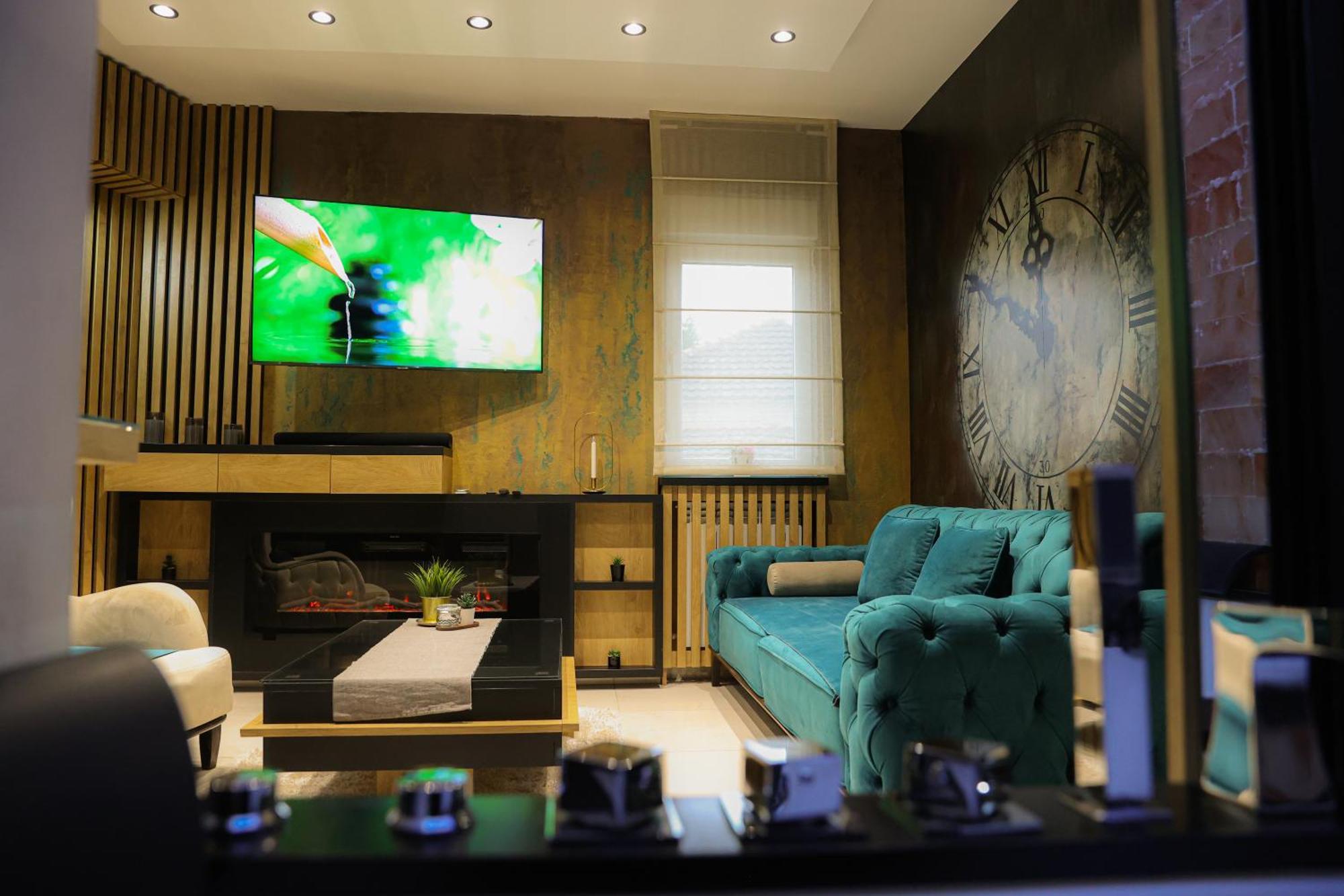 Design Apartment Platinium Spa Lux 5 Star "Havana" Completely Private Wellness & Spa Free Included Sauna & Jacuzzi & Salt Wall & Fire Place & 3D Ceilings & Business Wifi & Netflix & Keyless Code Entry & Full Smart App & Secure 2 Parking Place Ćuprija Exterior foto